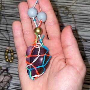 Crystal holder necklace